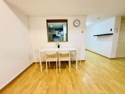 International Plaza (D2), Apartment #574945121